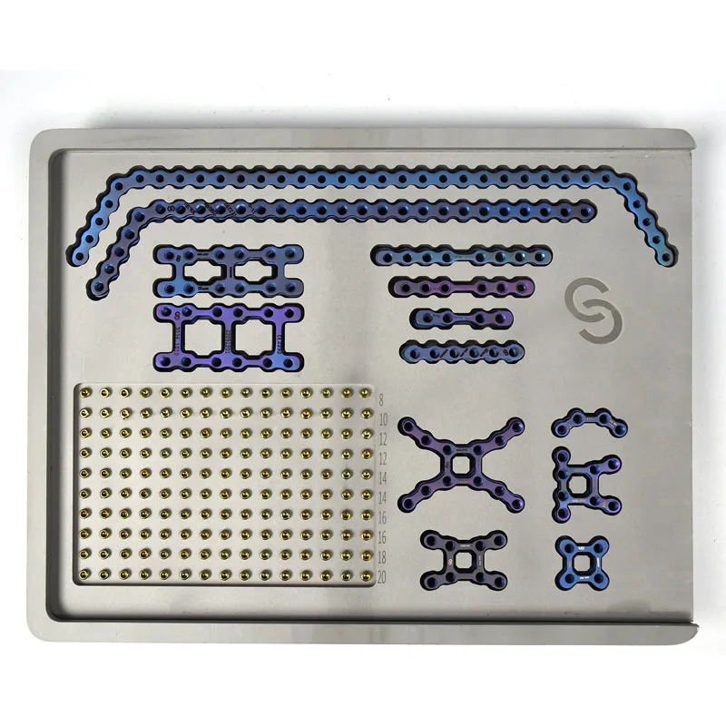 A Low Profile Locking Block Made Of Highly Biocompatible (TI-6AL-4V-ELI) Alloy Is Used